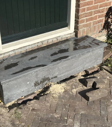 Natuurstenen stoepen en trappen in Noord-Holland