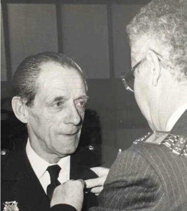 Eremedaille verbonden aan de Orde van Oranje Nassau